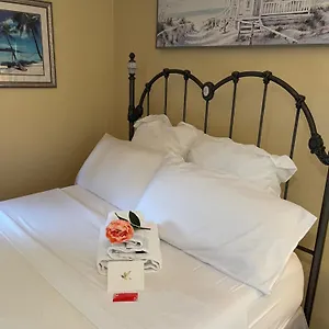  Homestay Cozy Near Airport & Highway United States