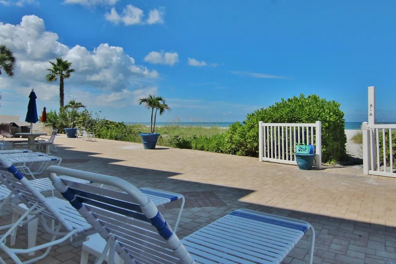 Belleair Beach Club 112 Clearwater Beach Apartment